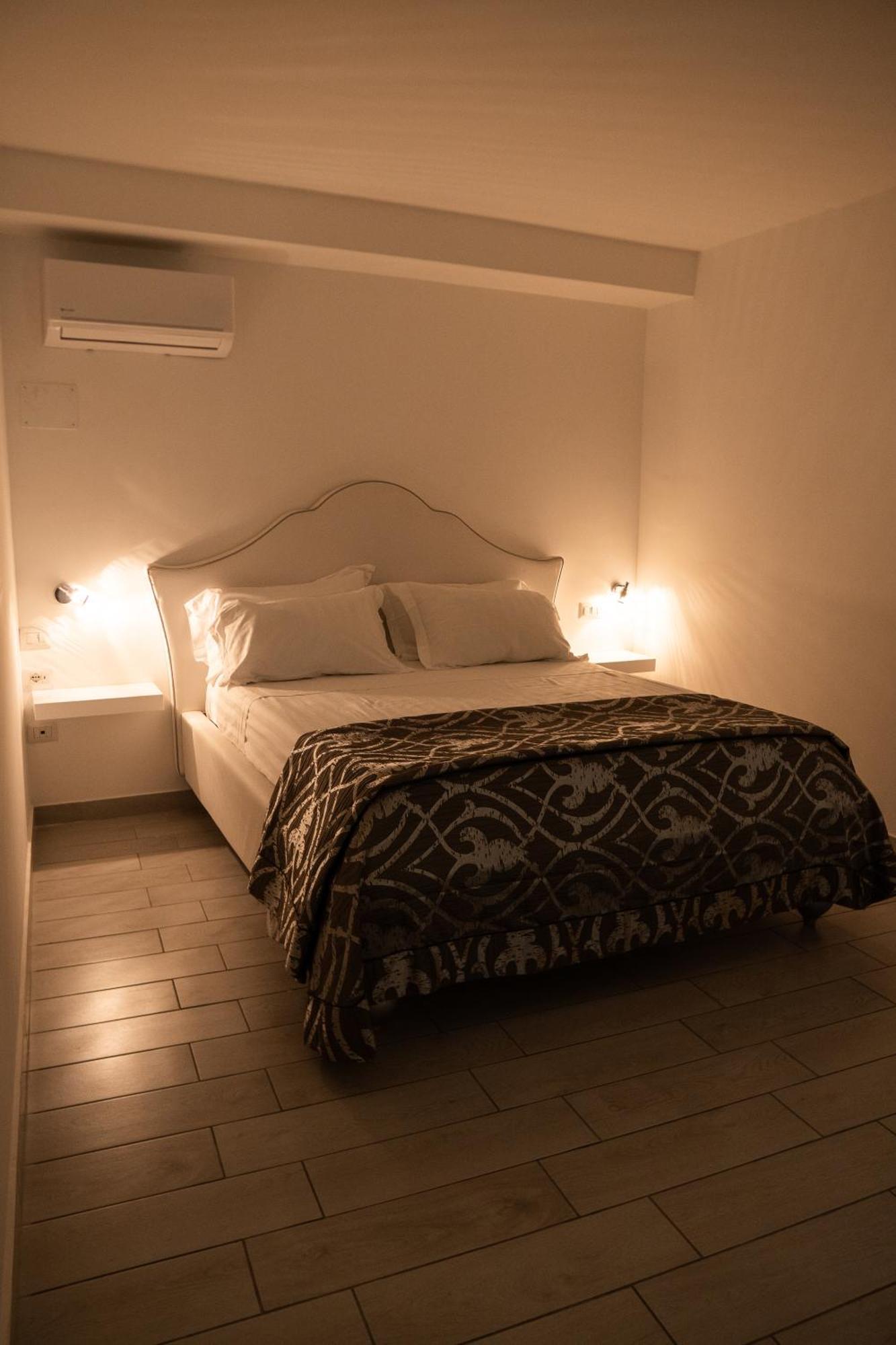 D'elite Chiaia Apartment Naples