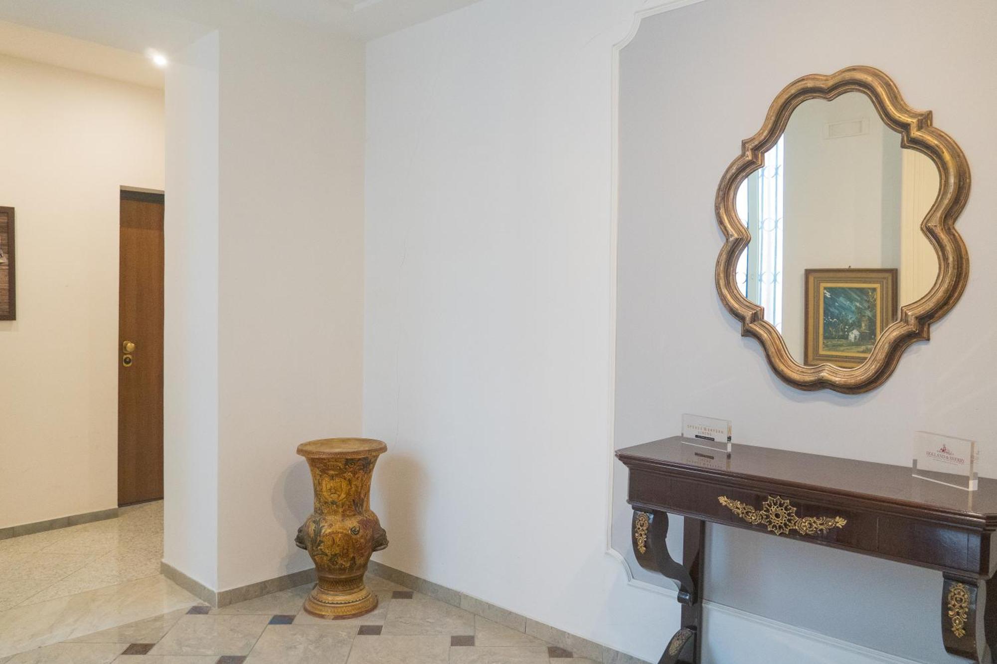 Apartment D'elite Chiaia Neapel